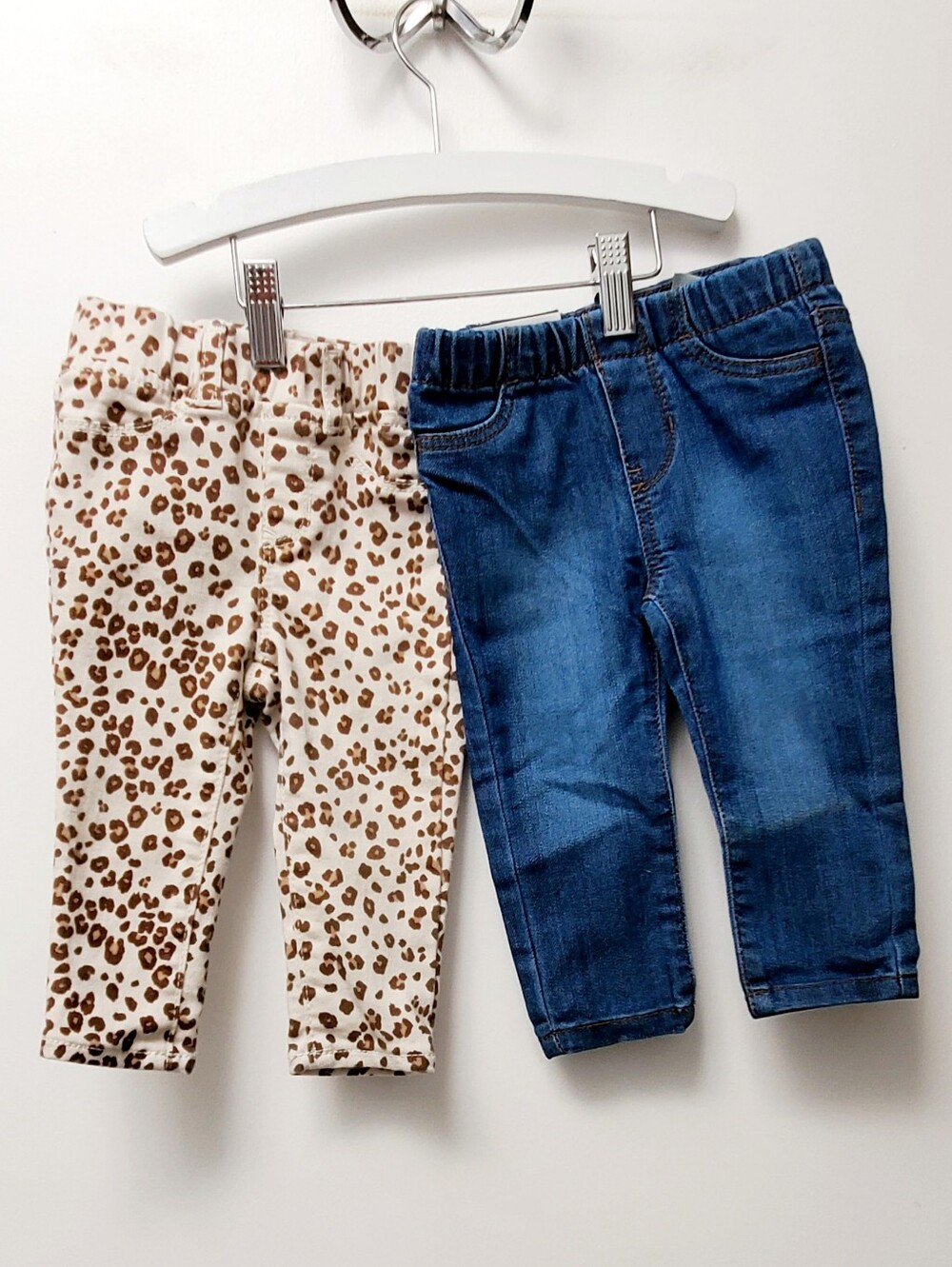 Lot Of 2 Pairs Of Jegging OshKosh And Baby Gap Size 12 Mos